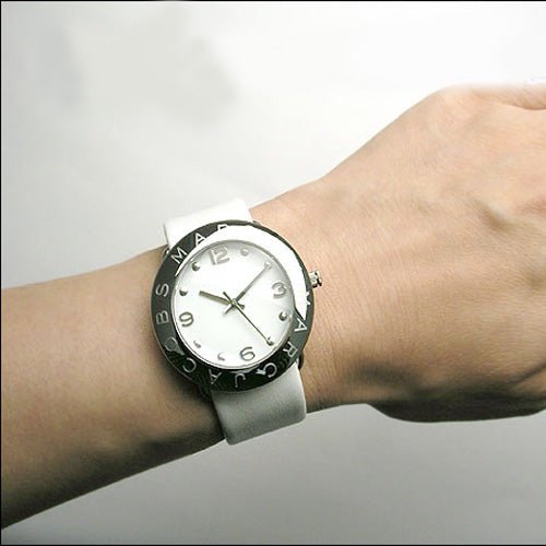 Marc Jacobs Amy White Dial White Leather Strap Watch for Women - MBM1136