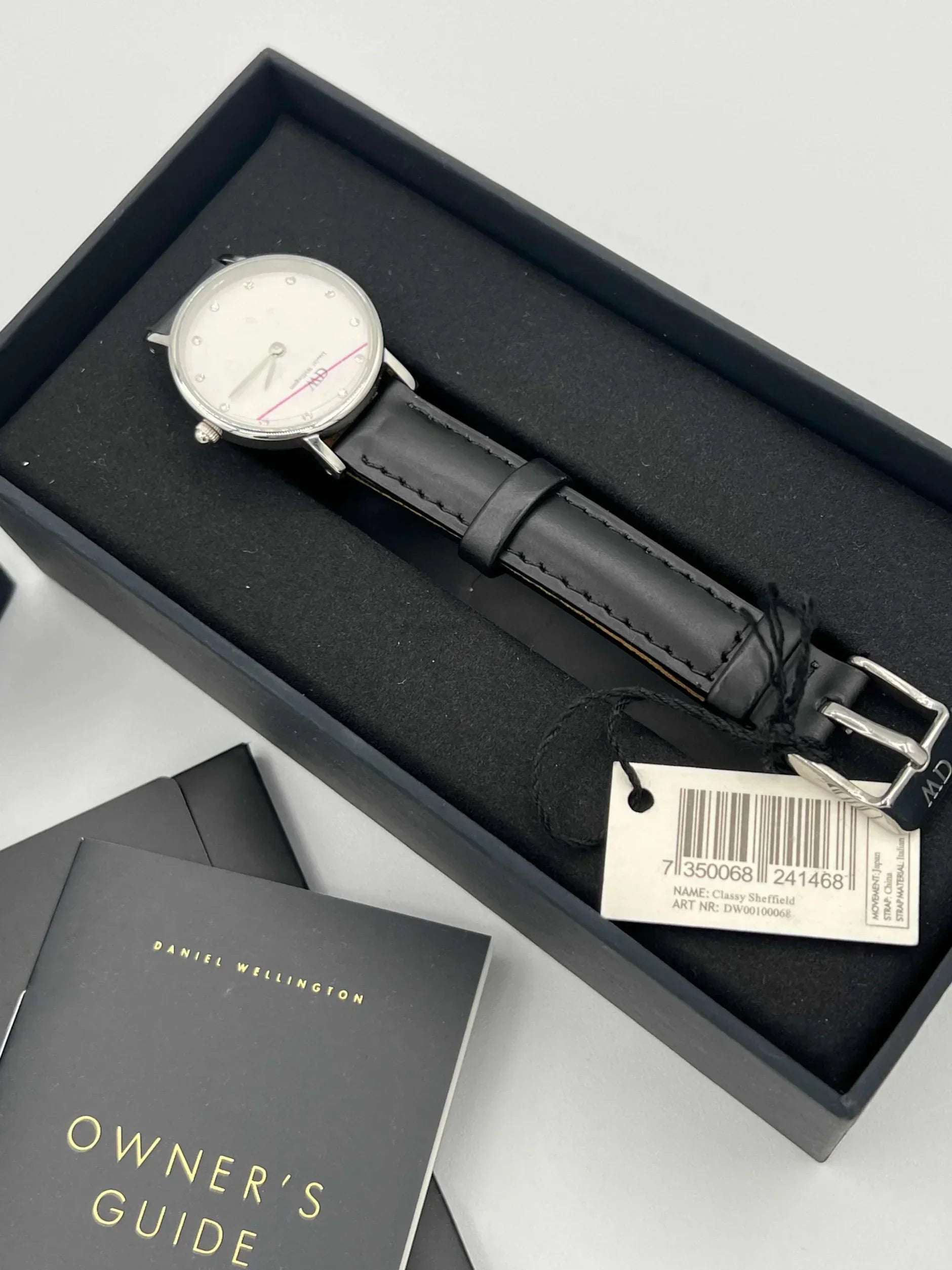 Daniel Wellington Classy Sheffield White Dial Black Leather Strap Watch For Women - DW00100068