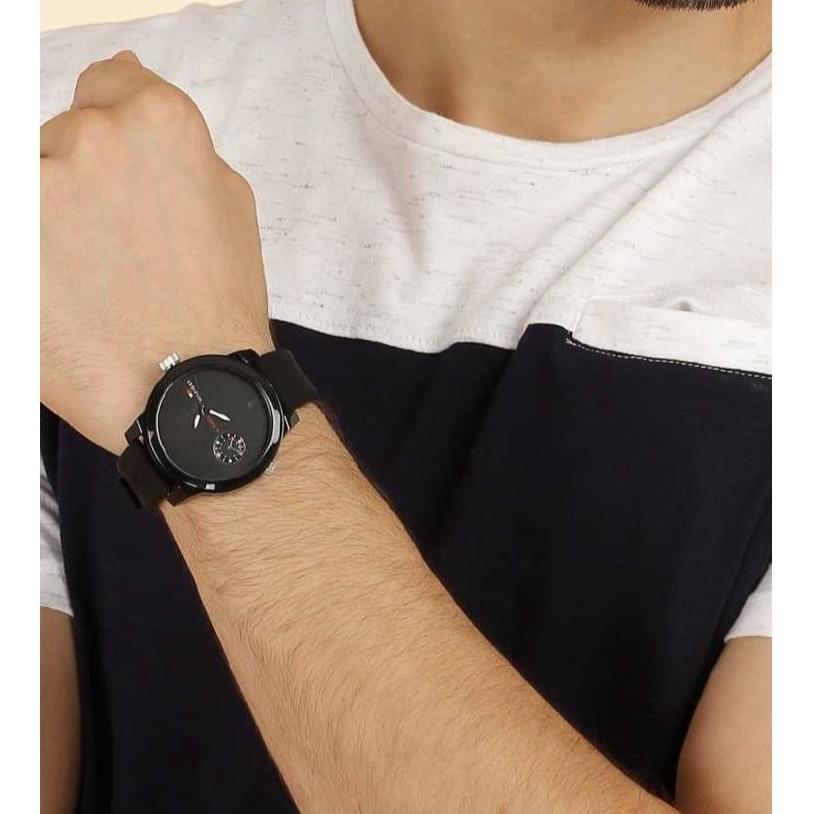 Tommy Hilfiger Denim Black Dial Black Rubber Strap Watch for Men - 1791326