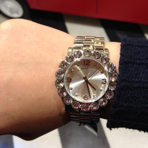 Marc Jacobs Amy Silver Dial Silver Steel Strap Watch for Women - MBM3222