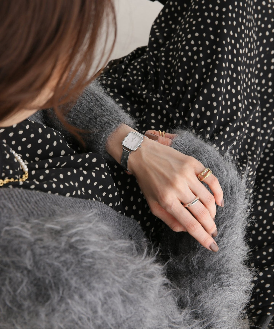 Daniel Wellington Quadro Studio White Dial Silver Mesh Bracelet Watch For Women - DW00100521