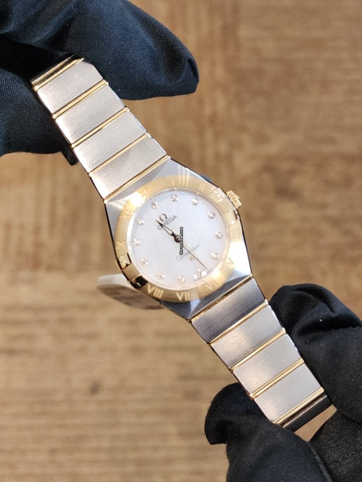 Omega Constellation Manhattan Mother of Pearl Dial Two Tone Steel Strap Watch for Women - 131.20.28.60.55.002