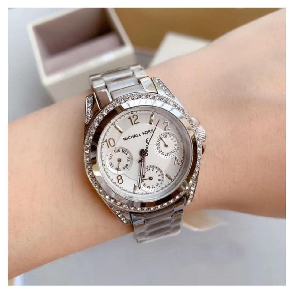 Michael Kors Blair Silver Dial SIlver Steel Strap Watch for Women - MK5612