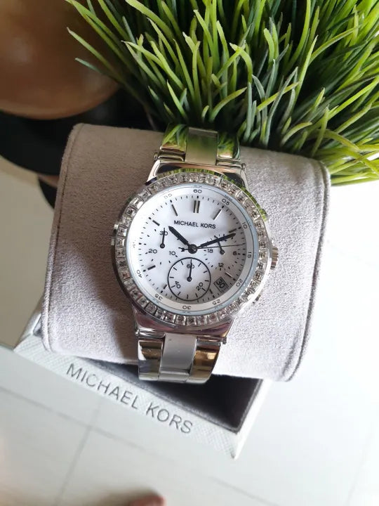 Michael Kors Dylan Silver Dial Silver Steel Strap Watch for Women - MK5585