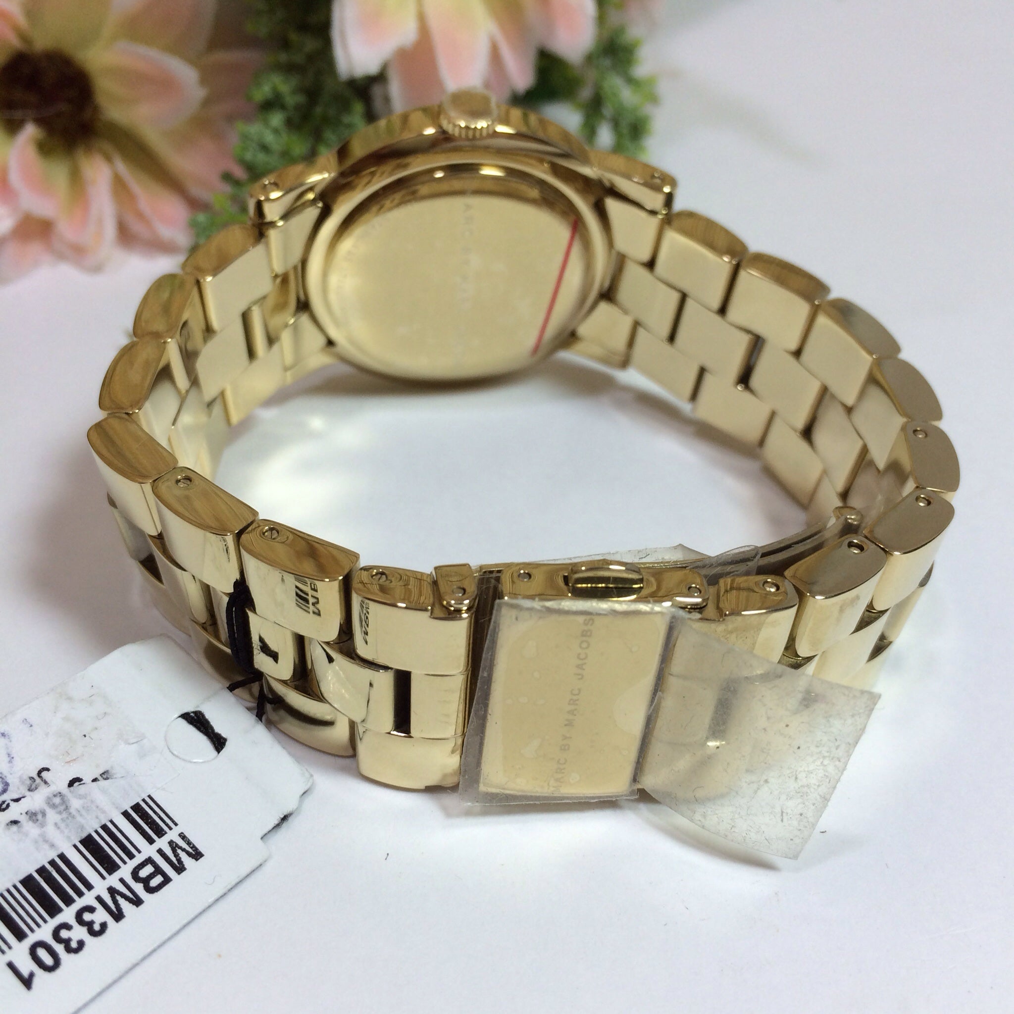 Marc Jacobs Amy Blue Dial Gold Steel Strap Watch for Women - MBM3301