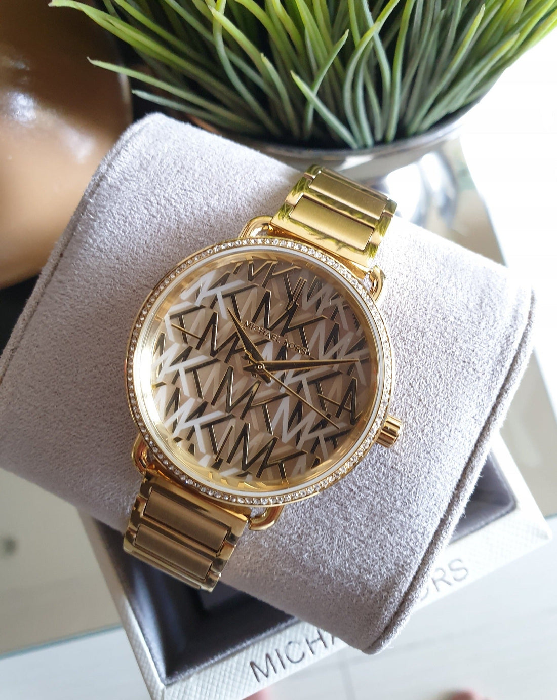 Michael Kors Portia Quartz Gold Dial Gold Steel Strap Watch For Women - MK3886