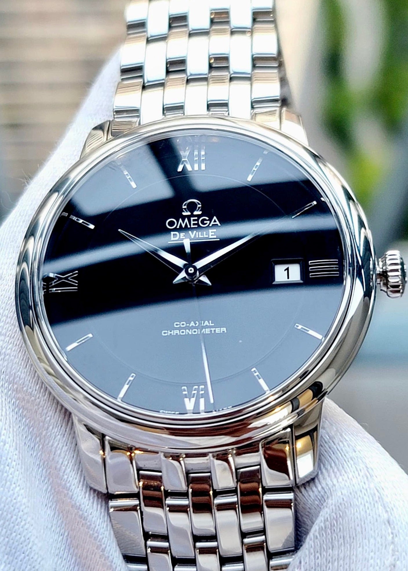 Omega De Ville Prestige Co-Axial Black Dial Silver Steel Strap Watch for Men - 424.10.40.20.01.001