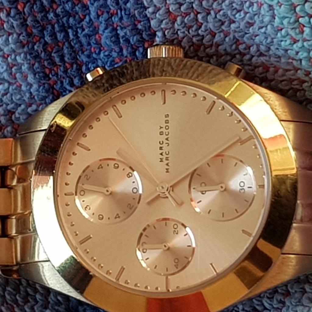 Marc Jacobs Peeker Chronograph Rose Gold Dial Rose Gold Steel Strap Watch for Women - MBM3394