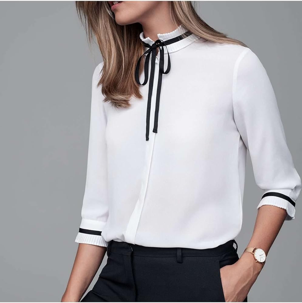 Daniel Wellington Classic Petite Melrose White Dial Rose Gold Mesh Bracelet Watch For Women - DW00100163