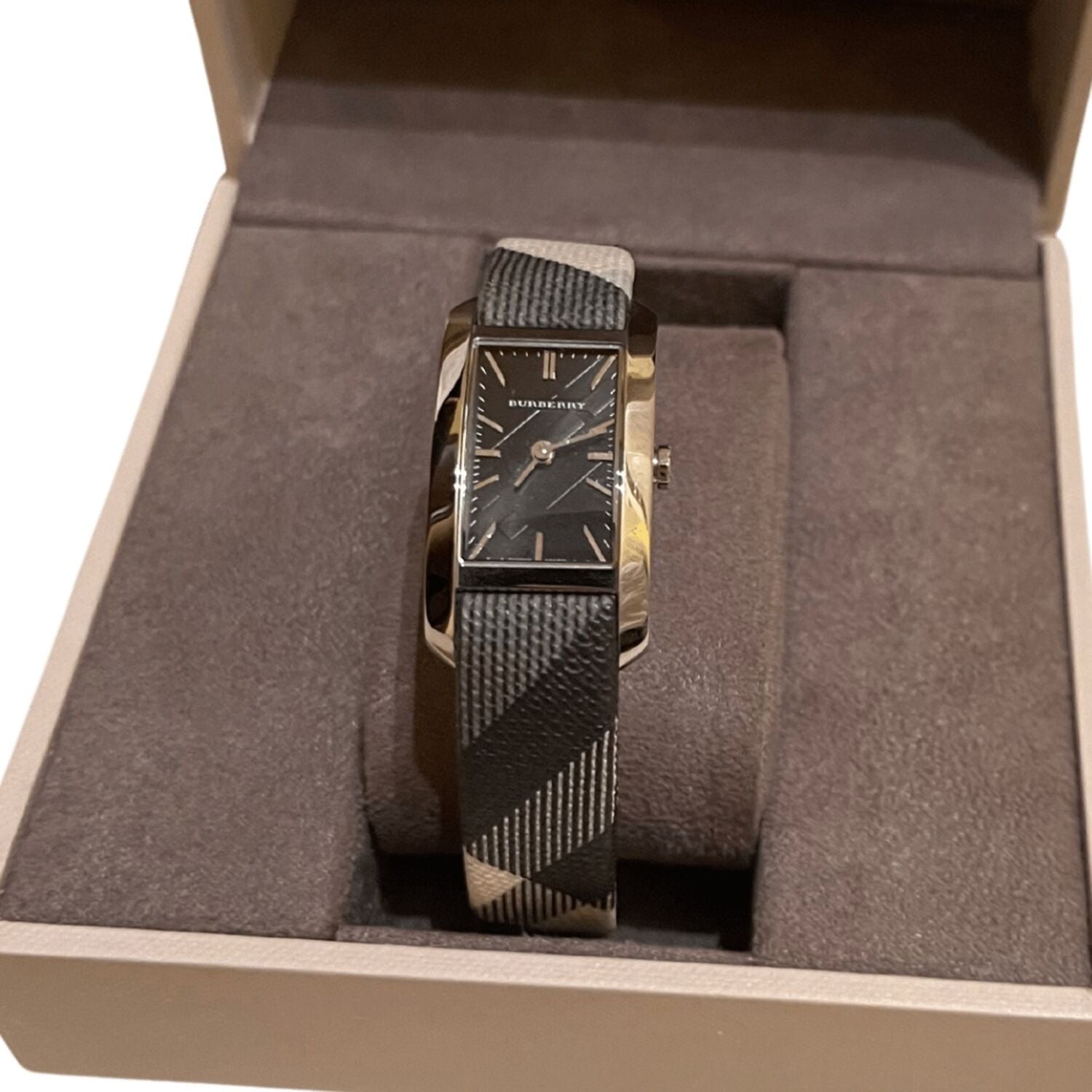 Burberry The Pioneer Black Dial Leather Strap Watch for Women - BU9505