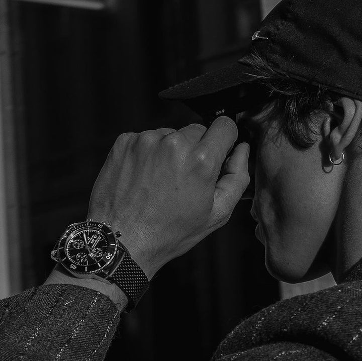 Breitling Superocean Heritage B20 Automatic 44 Black Dial Black Mesh Bracelet Watch for Men - AB2030121B1S1