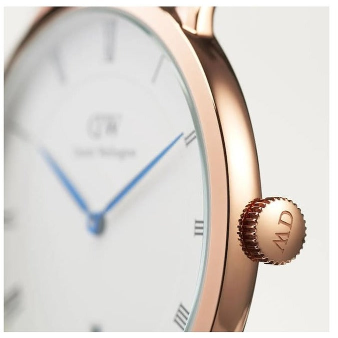 Daniel Wellington Dapper Reading White Dial Black Leather Strap Watch For Men - DW00100107