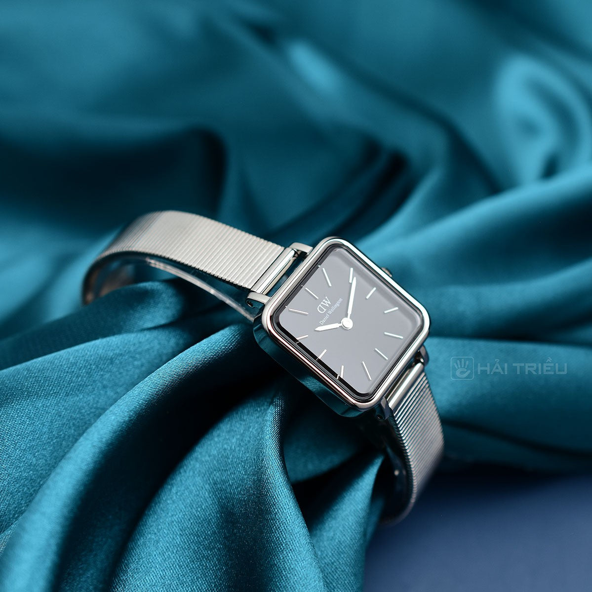 Daniel Wellington Quadro Studio Black Dial Silver Stailess Steel Watch For Women - DW00100522