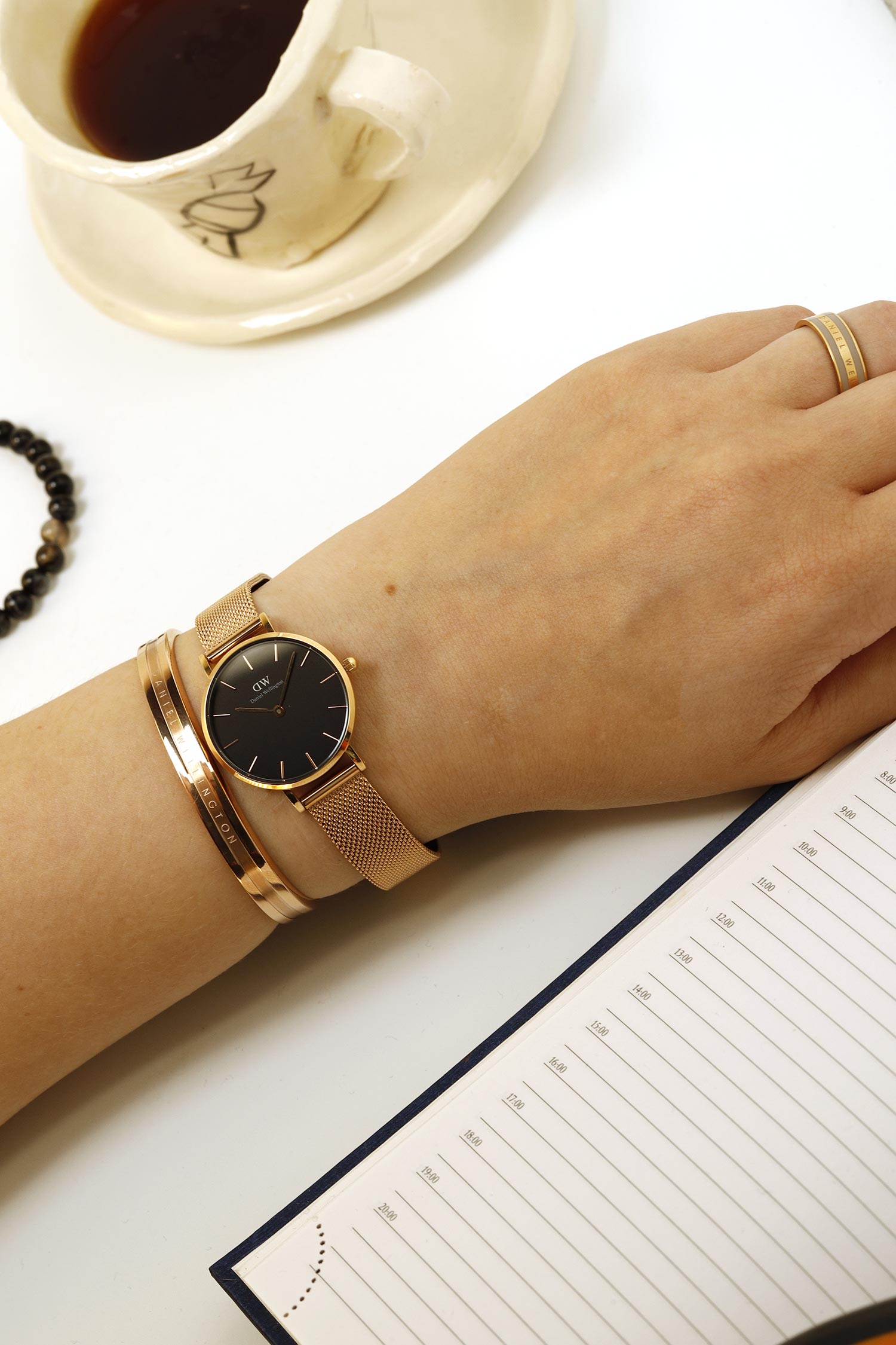 Daniel Wellington Classic Petite Melrose Black Dial Rose Gold Mesh Bracelet Watch For Women - DW00100217