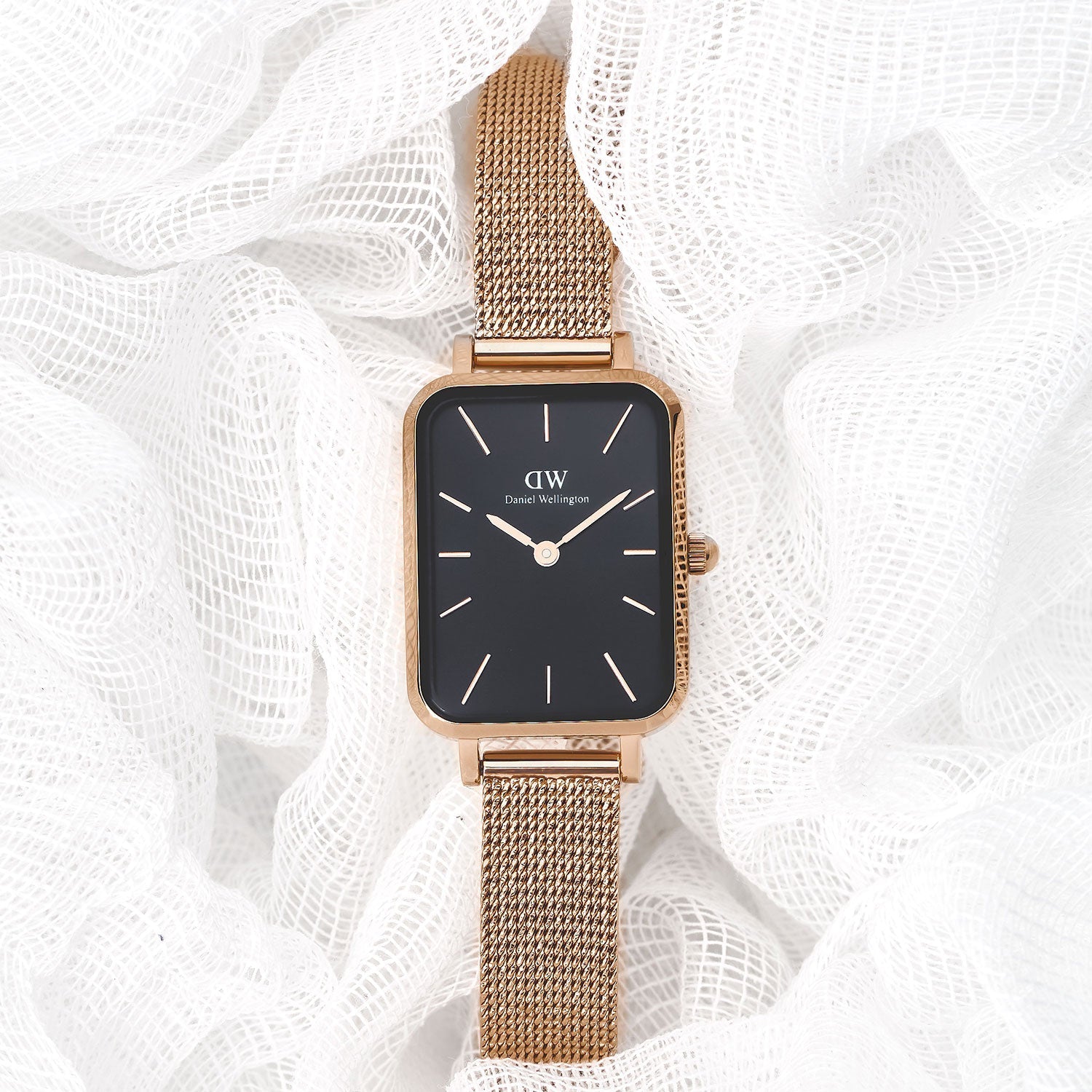 Daniel Wellington Quadro Melrose Black Dial Rose Gold Mesh Bracelet Watch For Women - DW00100432