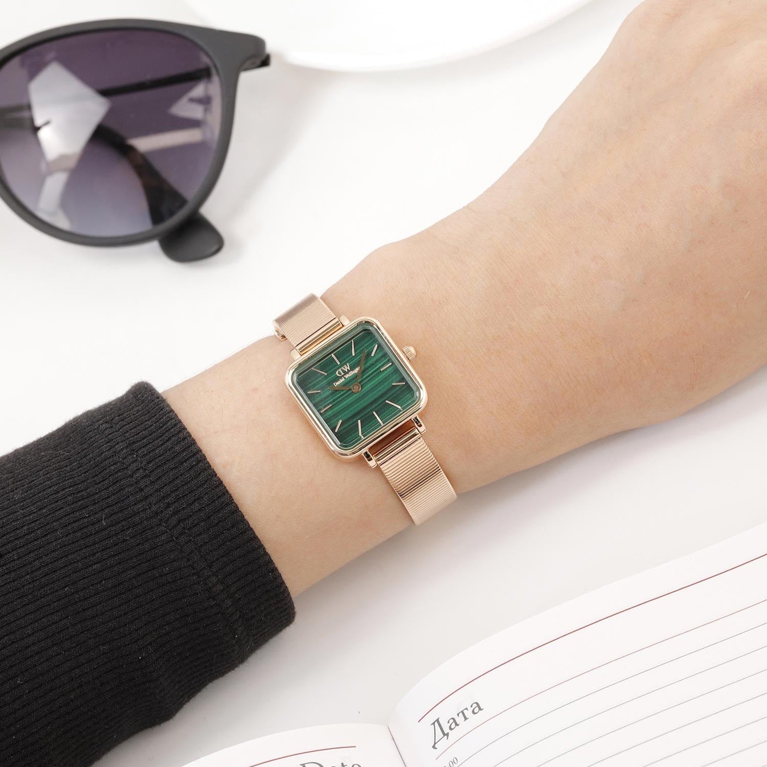 Daniel Wellington Quadro Studio Green Dial Rose Gold Mesh Strap Watch For Women - DW00100520