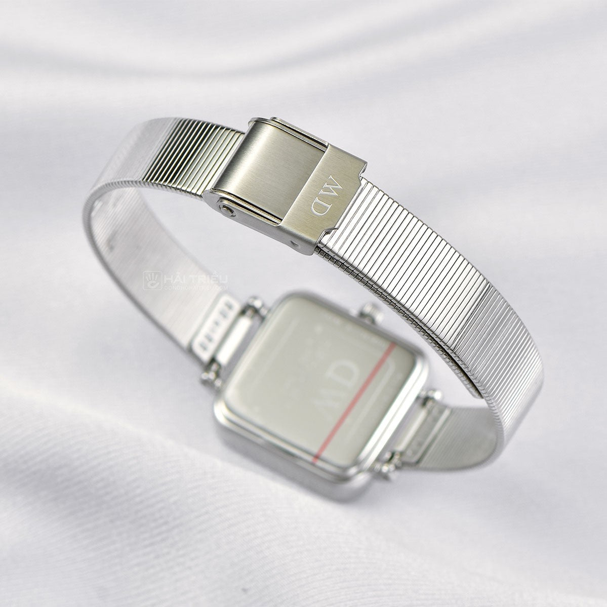 Daniel Wellington Quadro Studio Black Dial Silver Mesh Strap Watch For Women - DW00100522