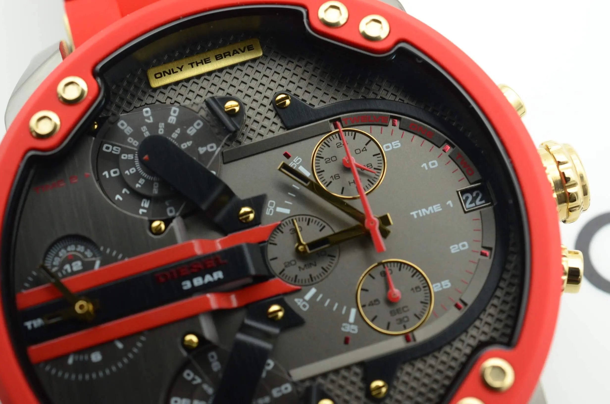 Diesel Mr Daddy 2.0 Chronograph Grey Dial Red Rubber Strap Watch For Men - DZ7430