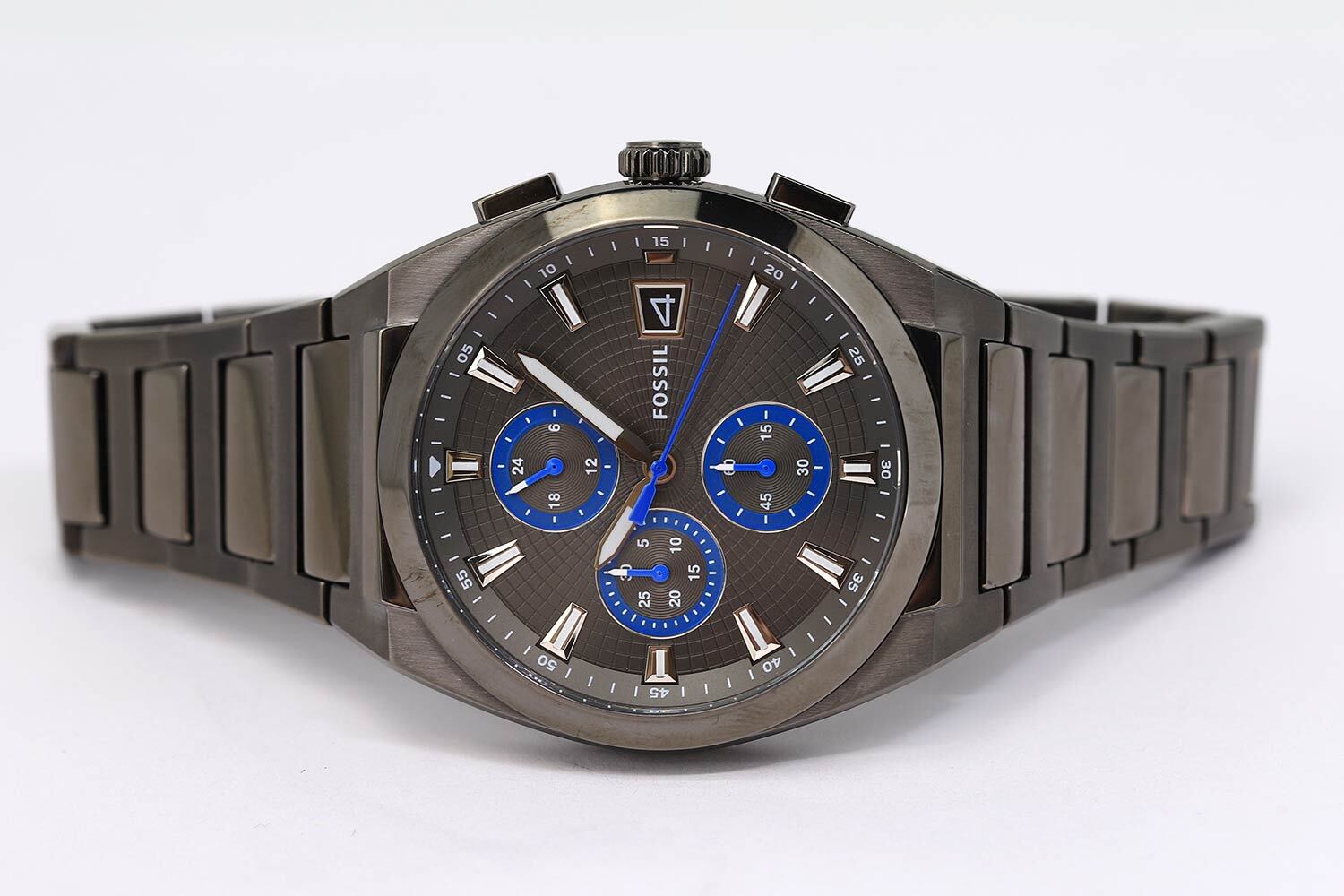 Fossil Everett Chronograph Grey Dial Grey Steel Strap Watch for Men - FS5830