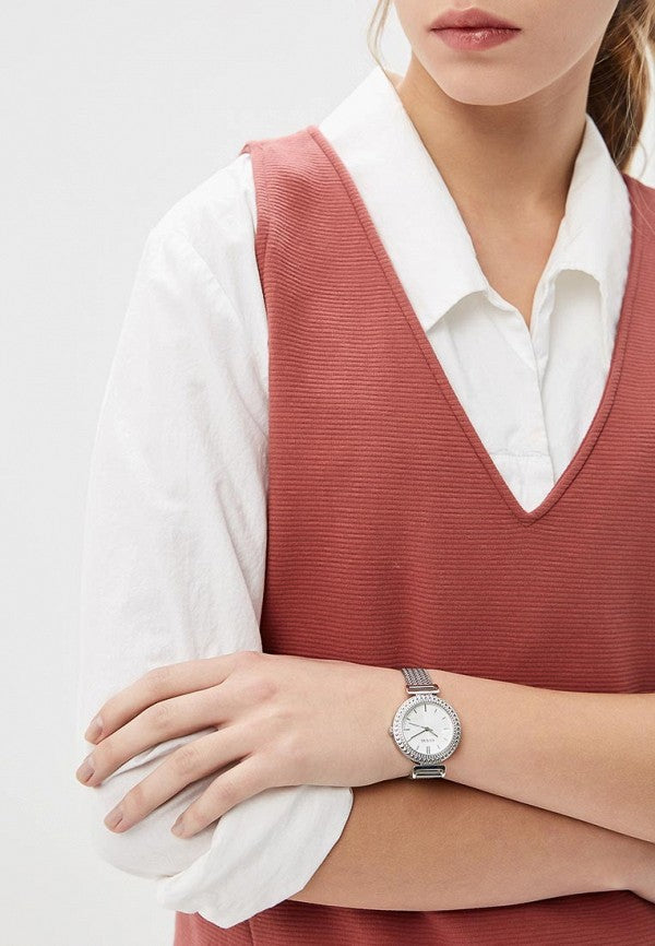 Guess Quartz Silver Dial Silver Mesh Bracelet Watch For Women - W1152L1