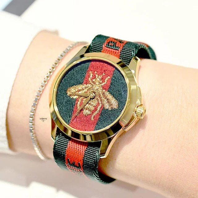 Gucci Le Marche des Merveilles Green & Red Dial Green & Red NATO Strap Unisex Watch - YA126487