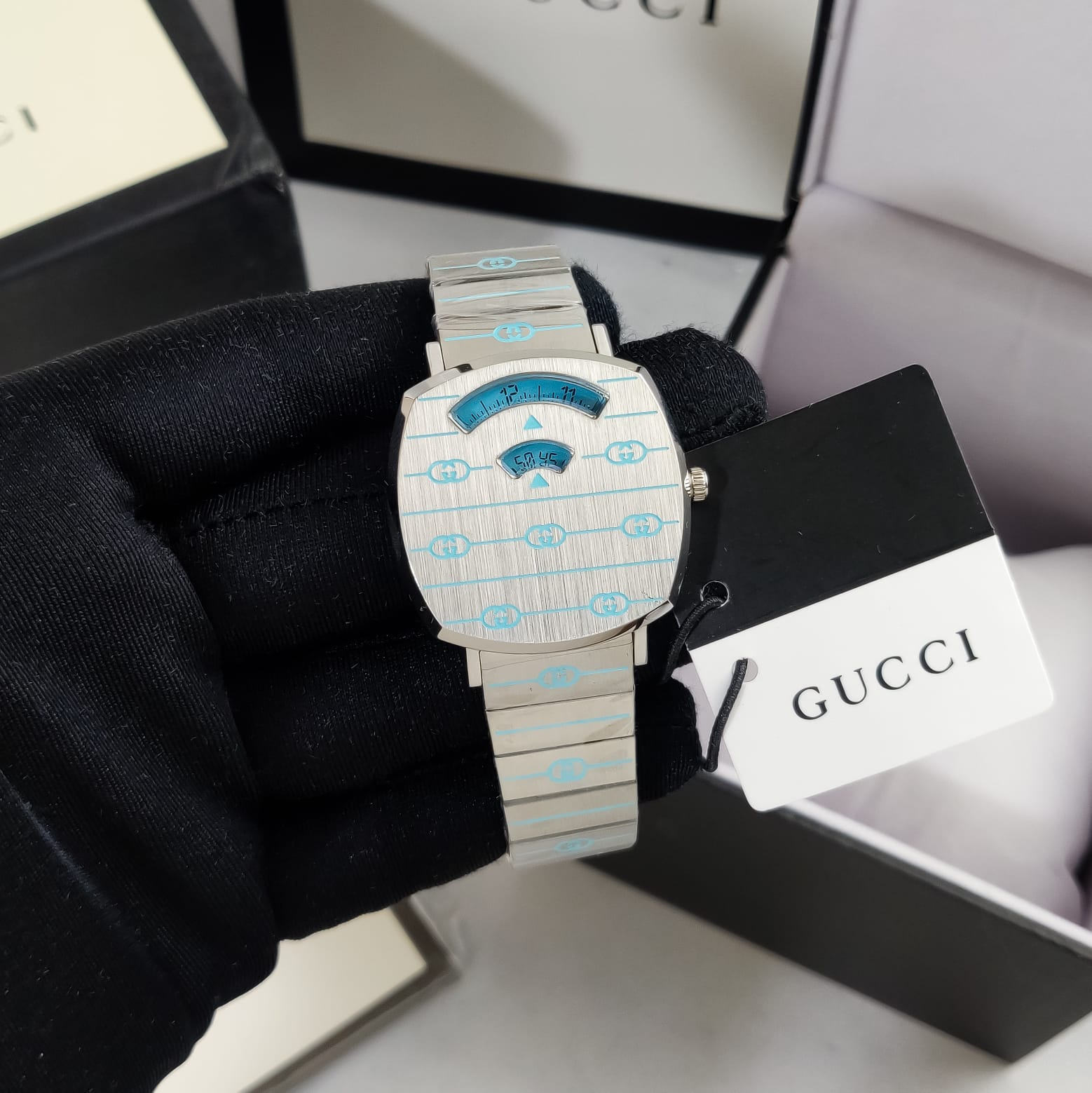Gucci Grip Quartz Silver Dial Silver Steel Strap Watch For Women - YA157437