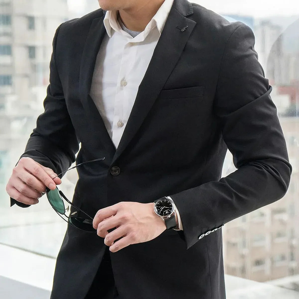 Emporio Armani Aviator Quartz Black Dial Black Leather Strap Watch For Men - AR11336