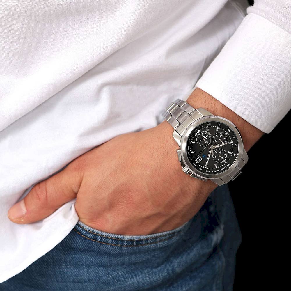 Maserati Successo Solar Edition Black Dial Silver Steel Strap Watch For Men - R8873645003