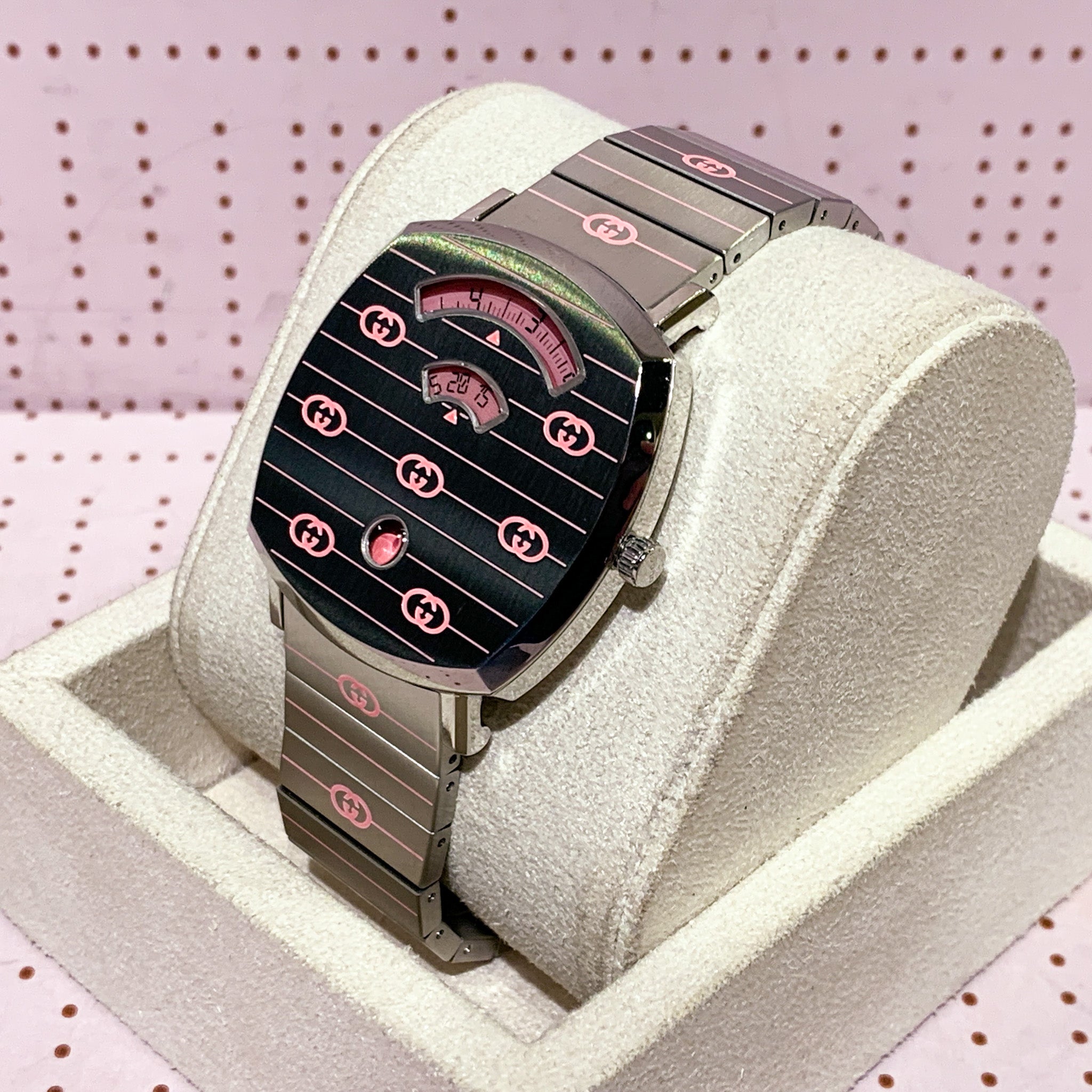 Gucci Grip Quartz Silver Dial Silver Steel Strap Watch For Women - YA157438