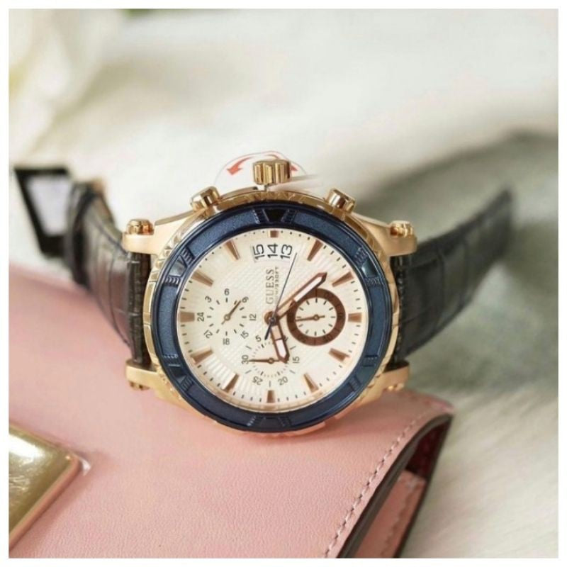 Guess Pinnacle Chronograph White Dial Blue Leather Strap Watch For Men - W0673G6