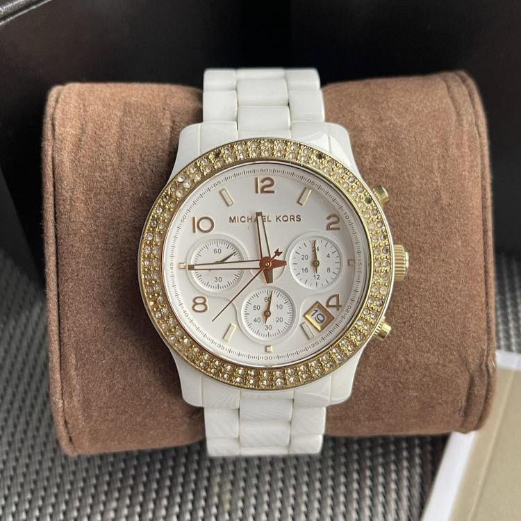 Michael Kors Runway White Dial White Steel Strap Watch for Women - MK5237