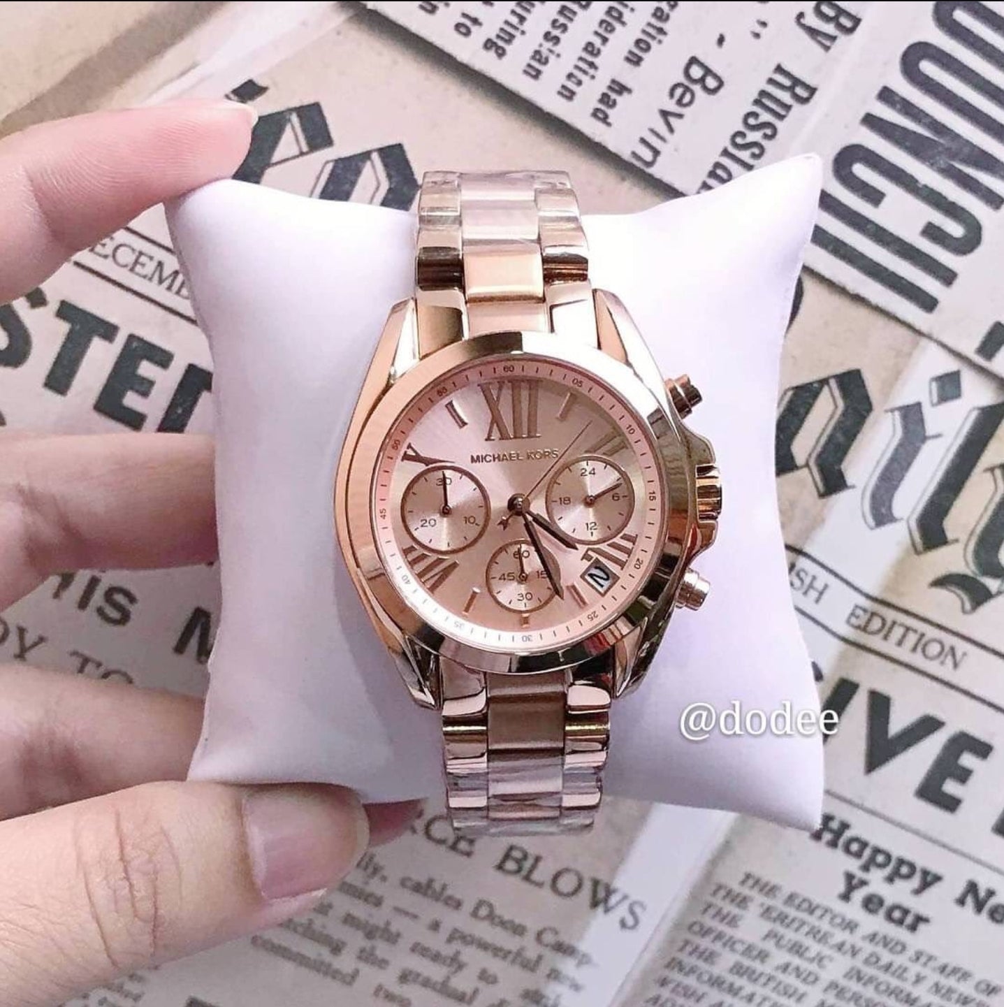 Michael Kors Bradshaw Chronograph Rose Gold Dial Rose Gold Steel Strap Watch for Women - MK5799