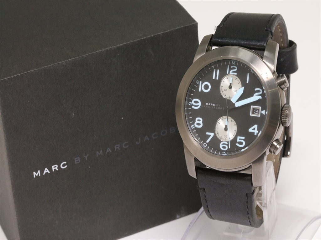 Marc Jacobs Larry Chronograph Black Dial Black Leather Strap Watch for Men - MBM5054