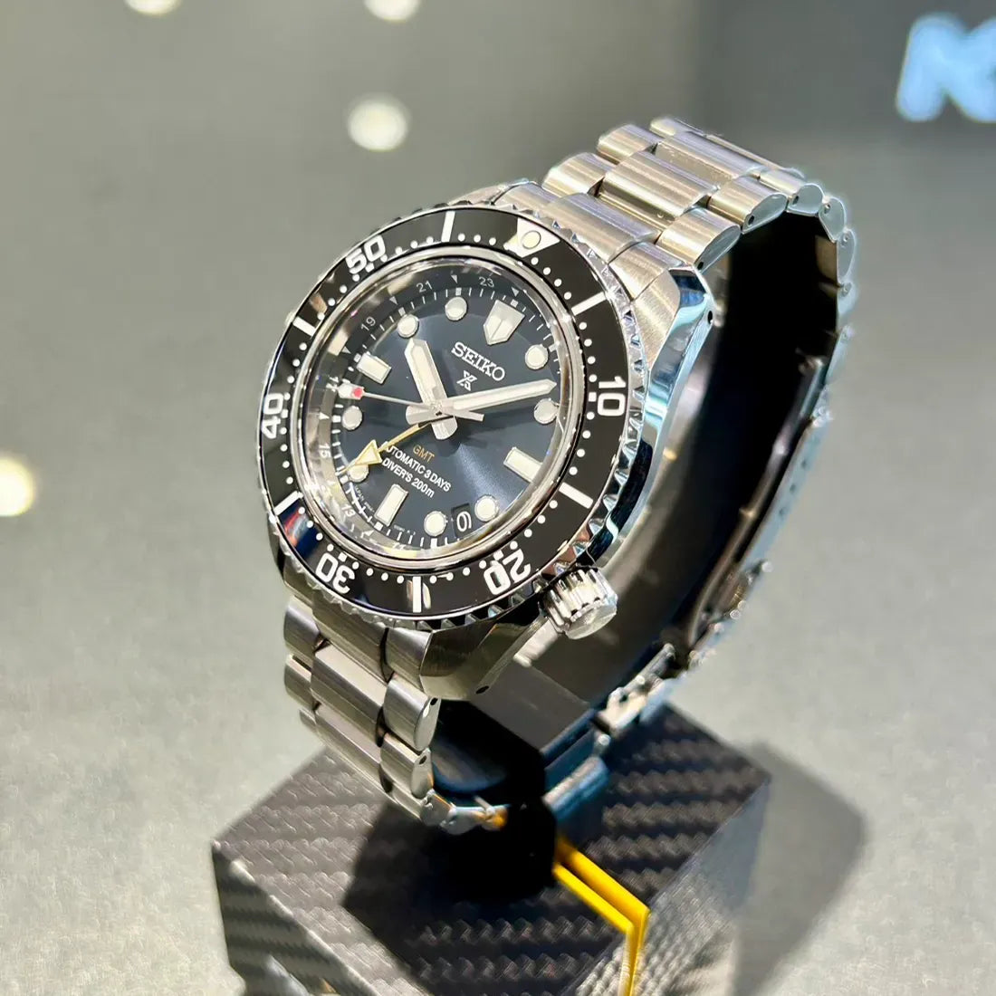 Seiko Prospex Diver Scuba Automatic Blue Dial Silver Steel Strap Watch for Men - SBEJ021