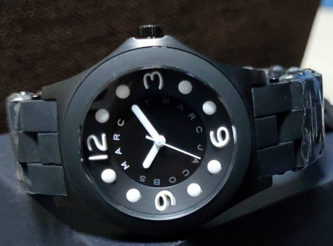 Marc Jacobs Pelly Black Dial Black Silicone Strap Watch for Women - MBM2528