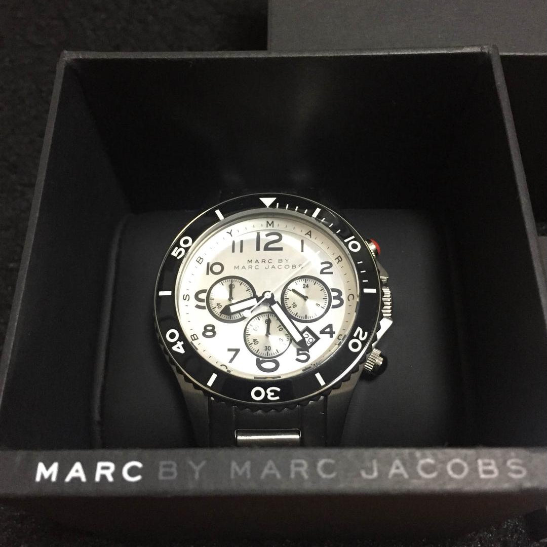 Marc Jacobs Rock Chronograph White Dial Silver Steel Strap Watch for Men - MBM5027