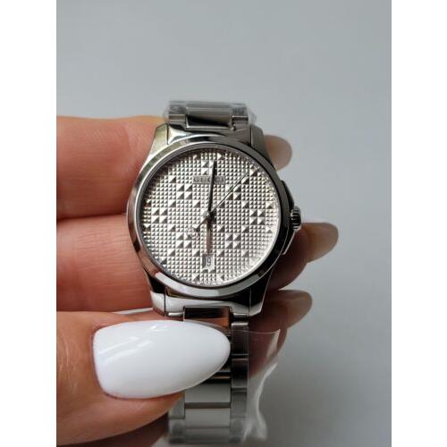 Gucci G Timeless Quartz Silver Dial Silver Steel Strap Watch For Women - YA126551