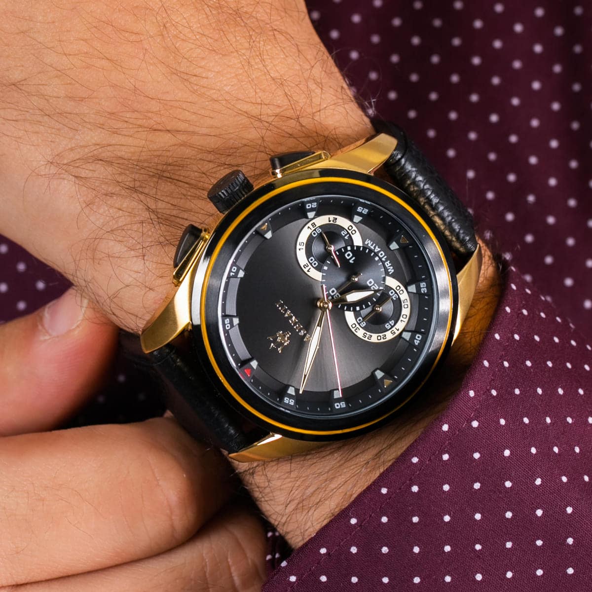 Maserati Traguardo Chronograph Black Dial Black Leather Strap Watch For Men - R8871612033