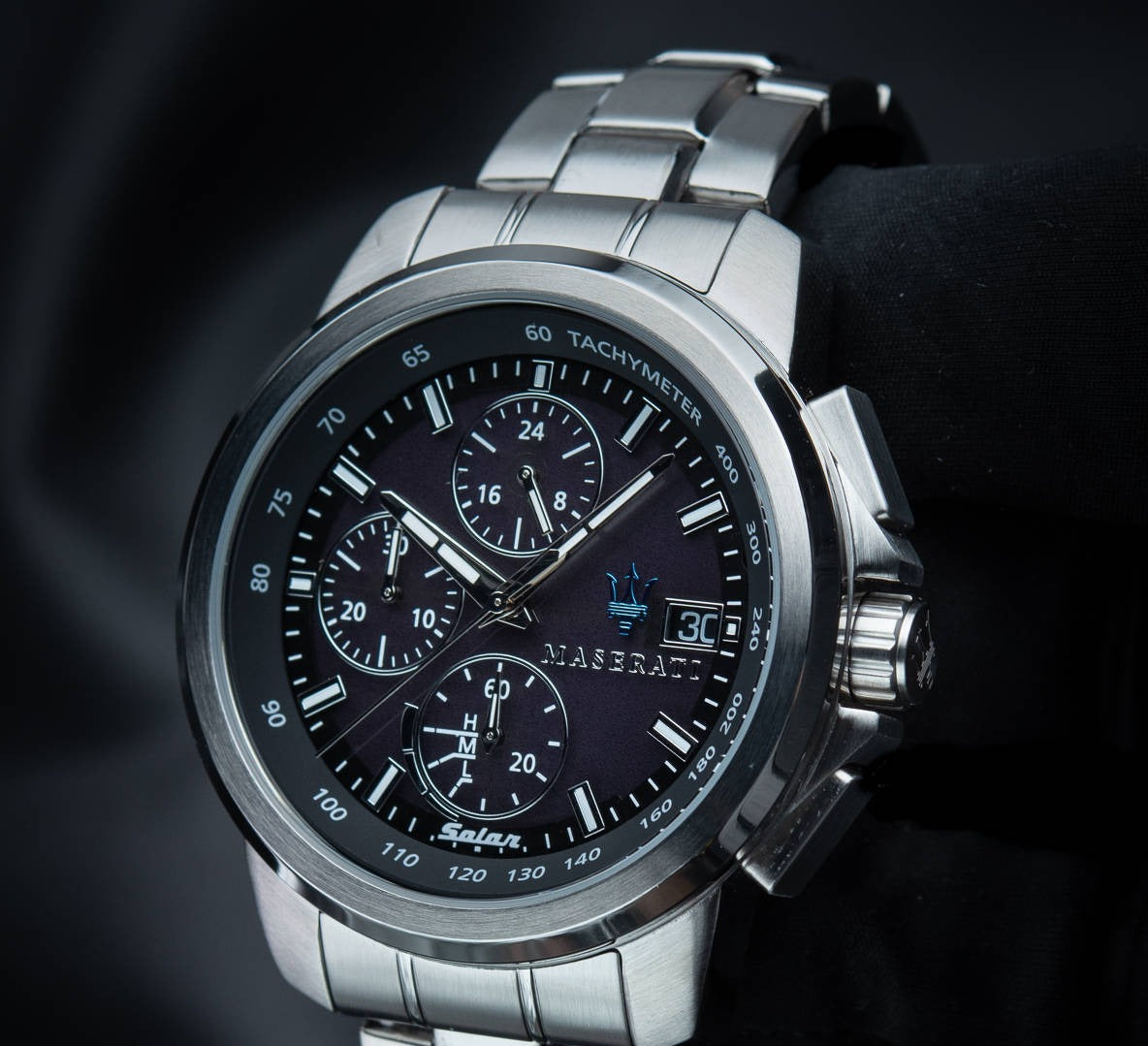 Maserati Successo Solar Edition Black Dial Silver Steel Strap Watch For Men - R8873645003