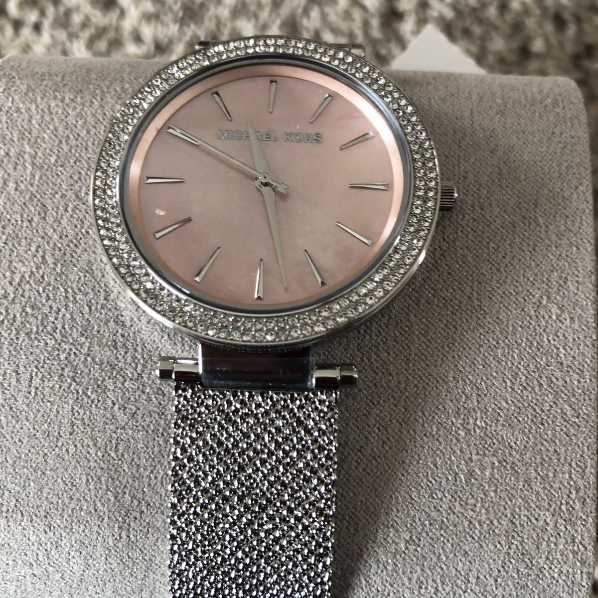 Michael Kors Darci Analog Pink Dial Silver Mesh Bracelet Watch For Women - MK4518