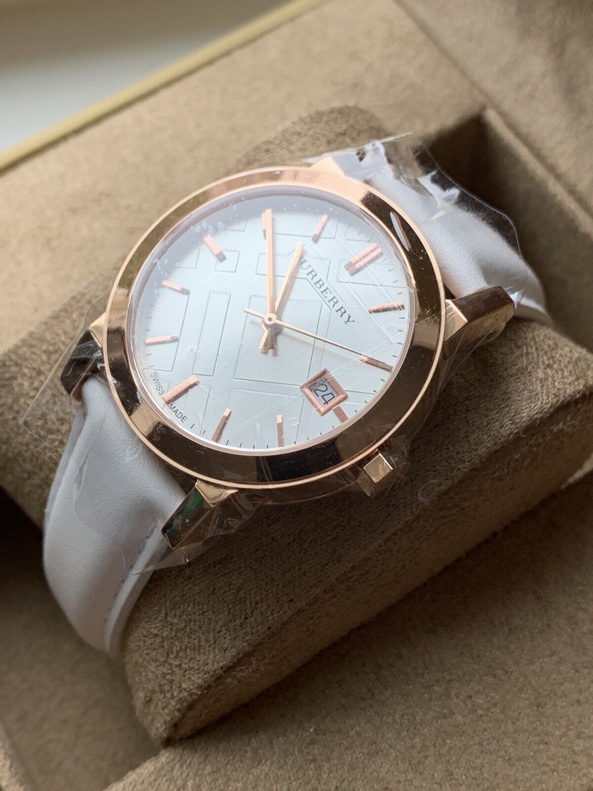 Burberry The City White Dial White Leather Strap Watch for Women - BU9108