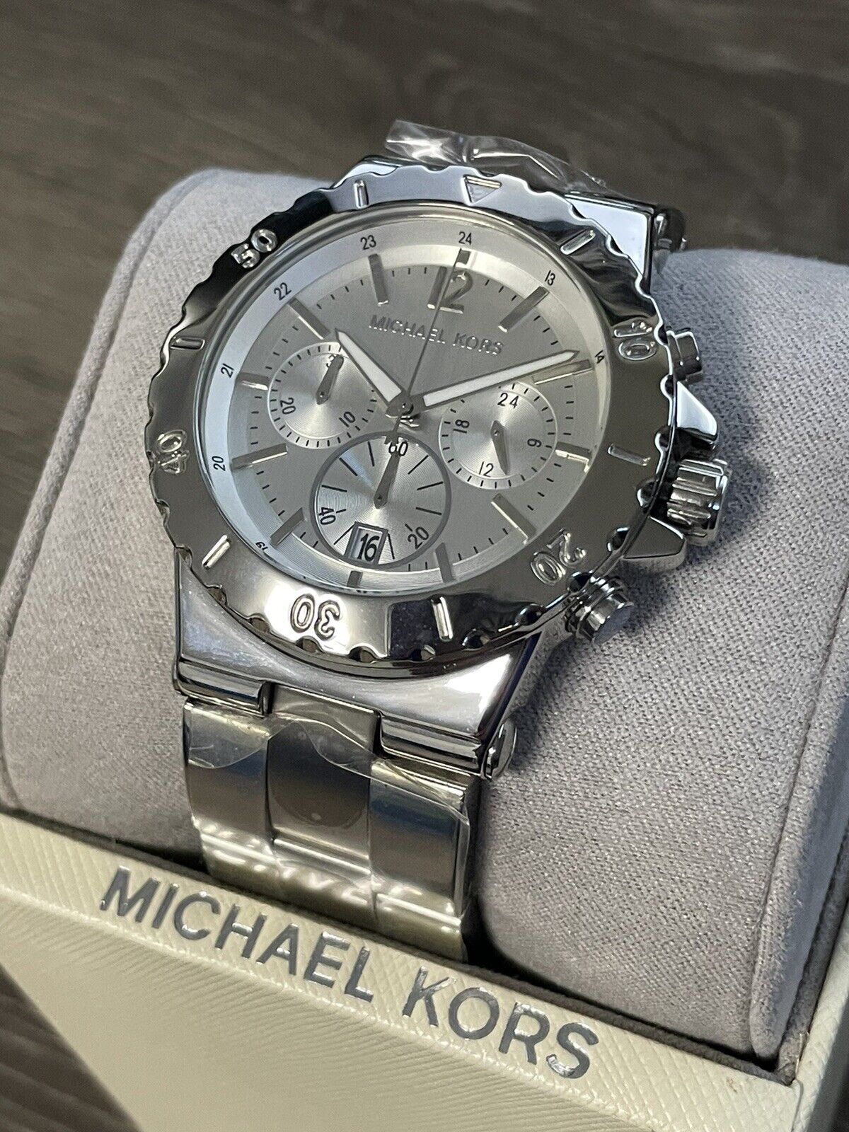 Michael Kors Dylan Silver Dial Silver Steel Strap Watch for Women - MK5312