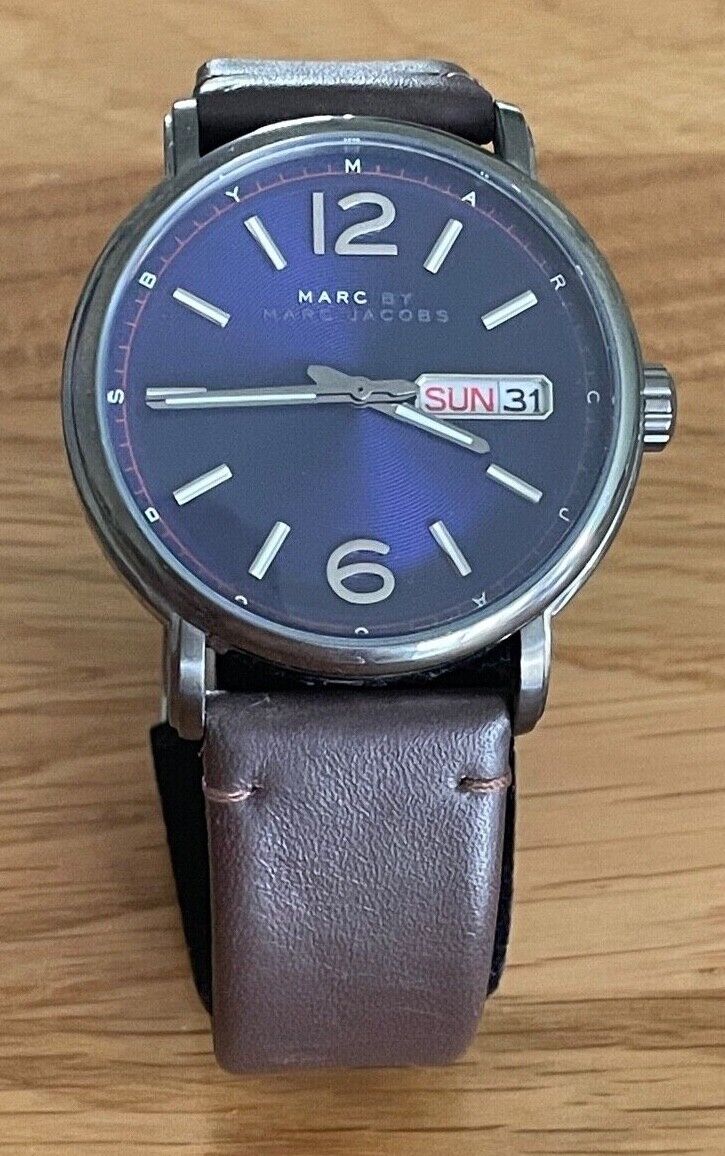 Marc Jacobs Fergus Blue Dial Brown Leather Strap Watch for Men - MBM5078