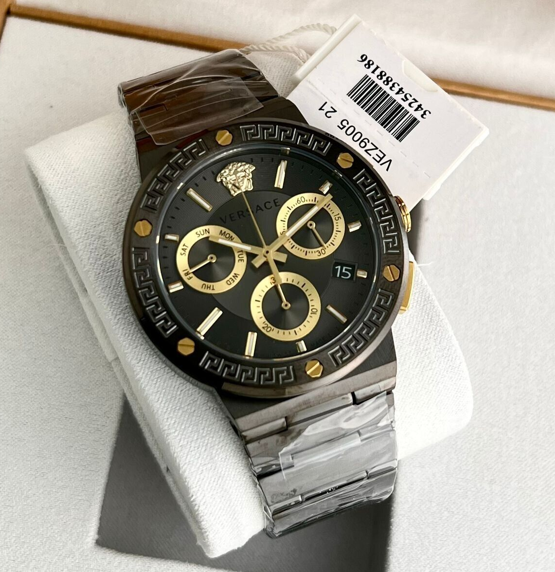 Versace Greca Icon Quartz Black Dial Black Steel Strap Watch For Men - VEZ900521