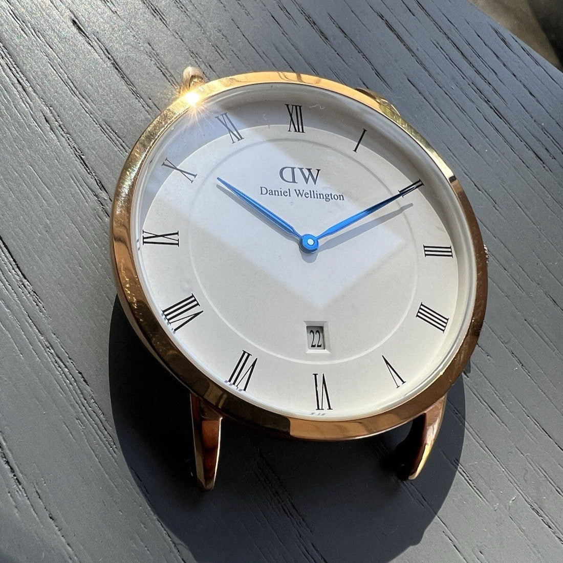 Daniel Wellington Classic Sheffield White Dial Black Leather Strap Watch For Men - DW00100084