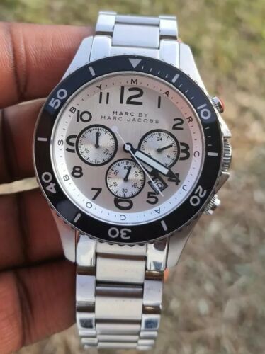 Marc Jacobs Rock Chronograph White Dial Silver Steel Strap Watch for Men - MBM5027
