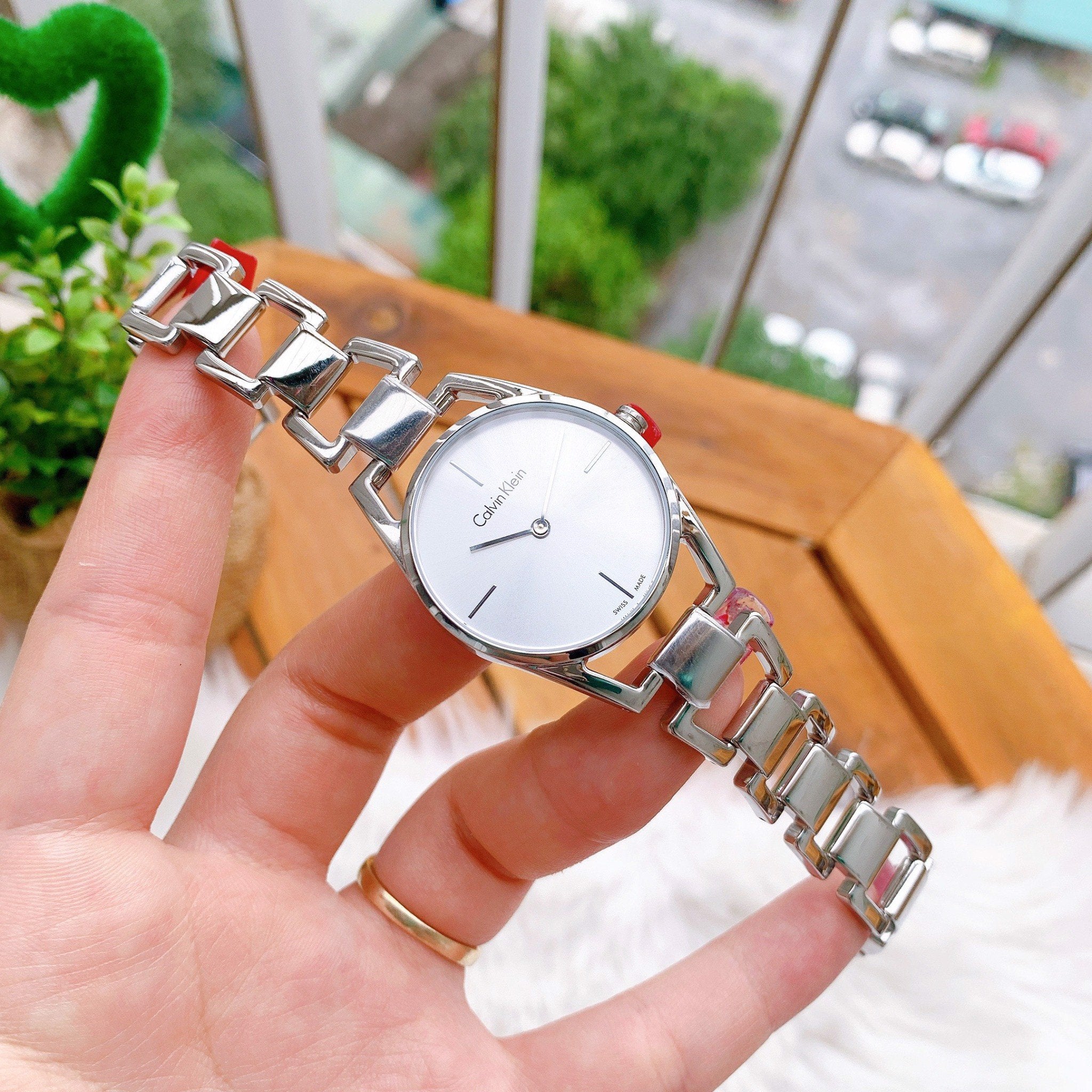 Calvin Klein Dainty Silver Dial Silver Steel Strap Watch for Women - K7L23146