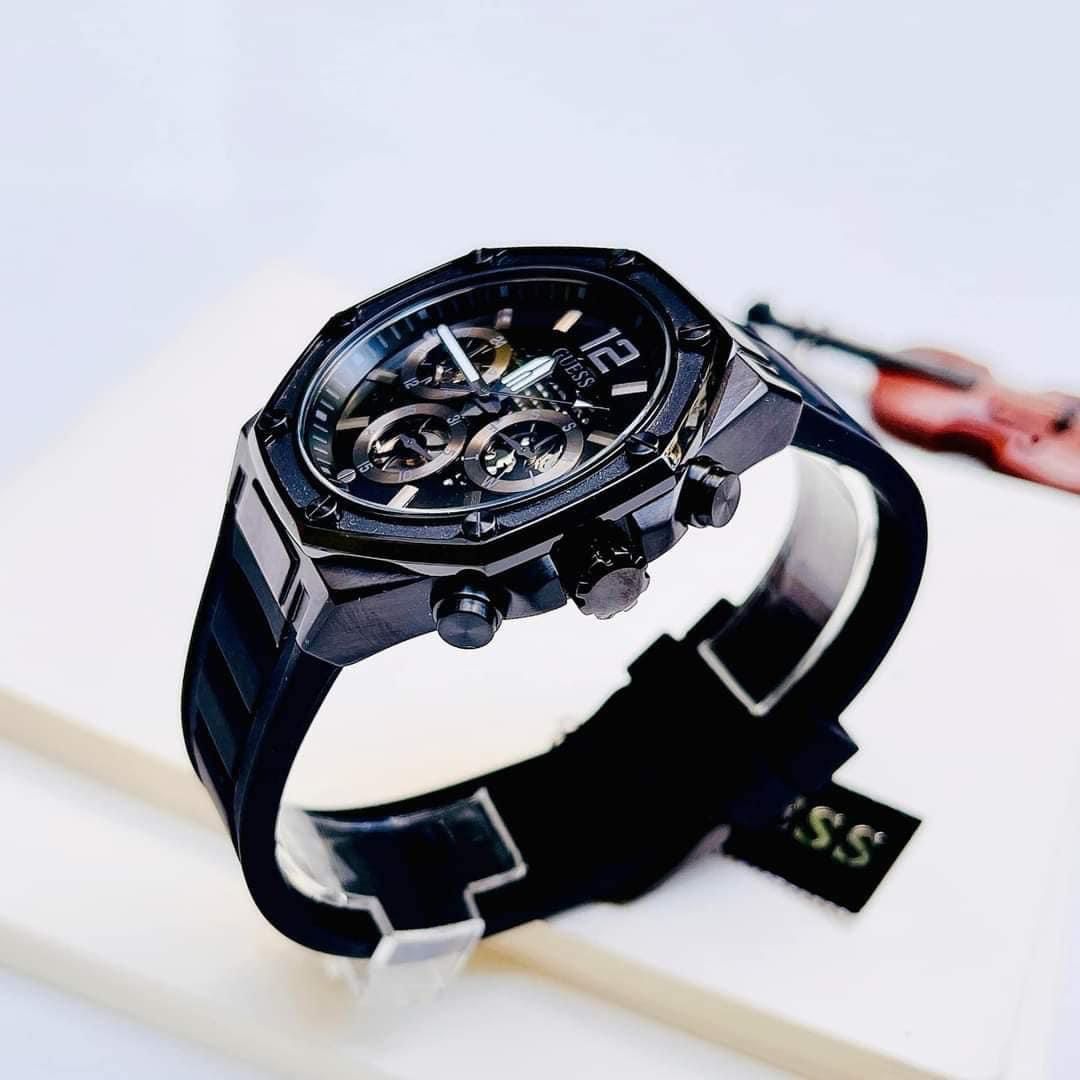 Guess Momentum Black Dial Black Rubber Strap Watch for Men - GW0263G4