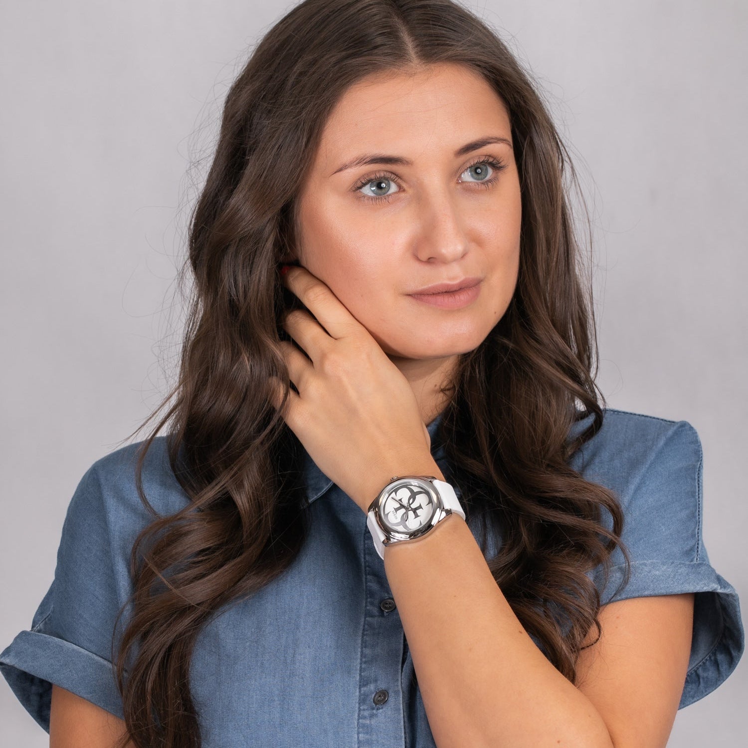 Guess G Twist Quartz White Dial White Silicone Strap Watch For Women - W0911L1